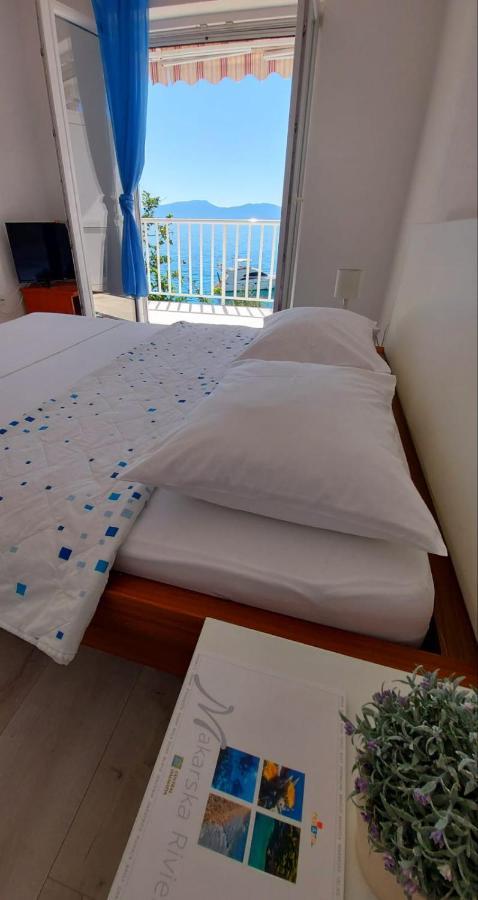 פודאצה Apartments Santic מראה חיצוני תמונה